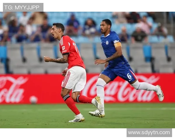 足球四大悬疑球星背后的神秘故事与谜团解析